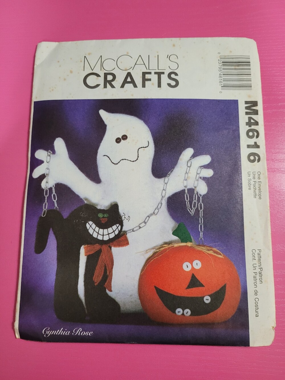 McCall's Crafts Halloween Friends Sewing Pattern M4616 (0989-0990)
